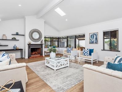 12 Robert Street, Dalkeith WA 6009