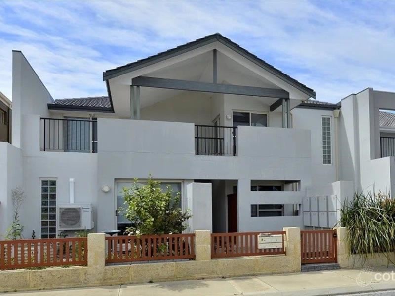 1/18 Cottage Street, Mandurah WA 6210