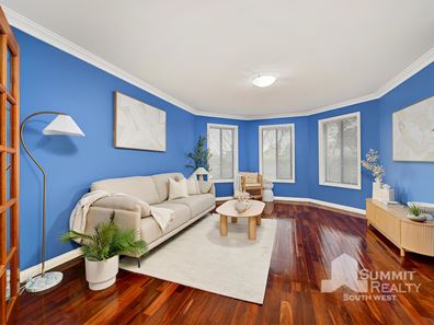 10 Trinity Rise, College Grove WA 6230