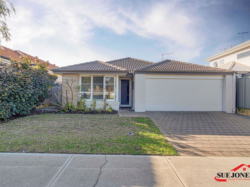 137 Aviator Boulevard, Clarkson WA 6030