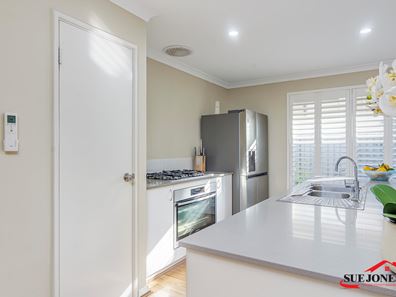 137 Aviator Boulevard, Clarkson WA 6030