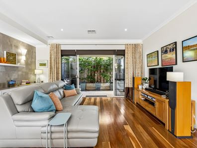 38 Asquith Street, Mount Claremont WA 6010