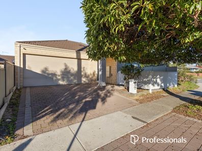 126 Walderton Avenue, Balga WA 6061