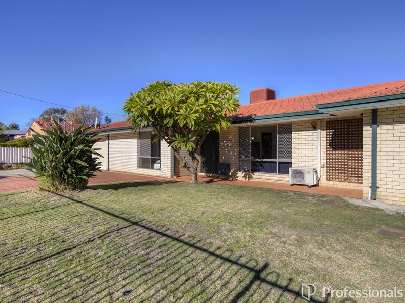 30 Berberis Way, Forrestfield WA 6058
