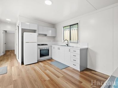 29B Yorrell Place, Halls Head WA 6210