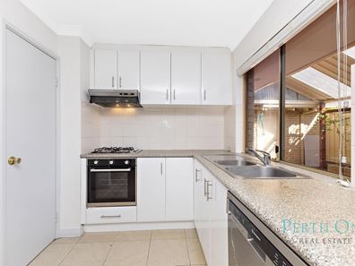 2/50 Caledonian Avenue, Maylands WA 6051