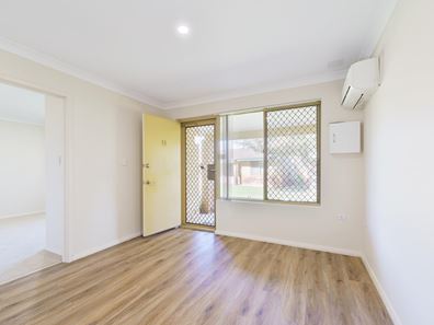 14/80-82 Henley Street, Como WA 6152