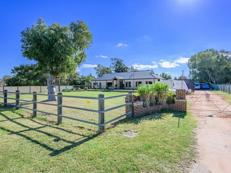 18 Orchard Street, Upper Swan