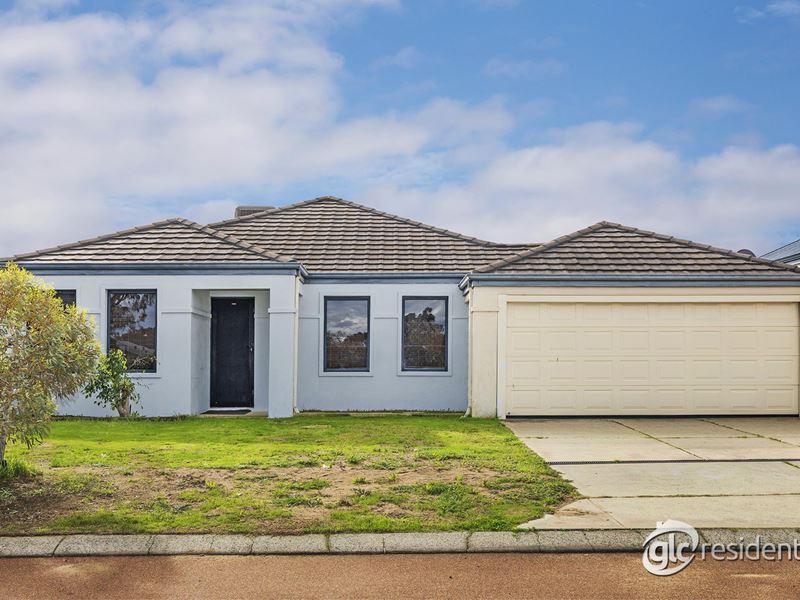 4 Daniels Place, Bertram WA 6167