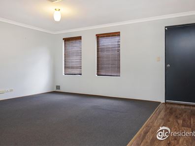 4 Daniels Place, Bertram WA 6167