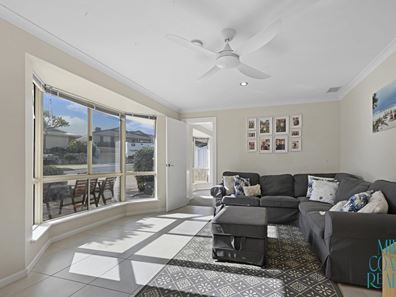 4 Turban Court, Wandina WA 6530