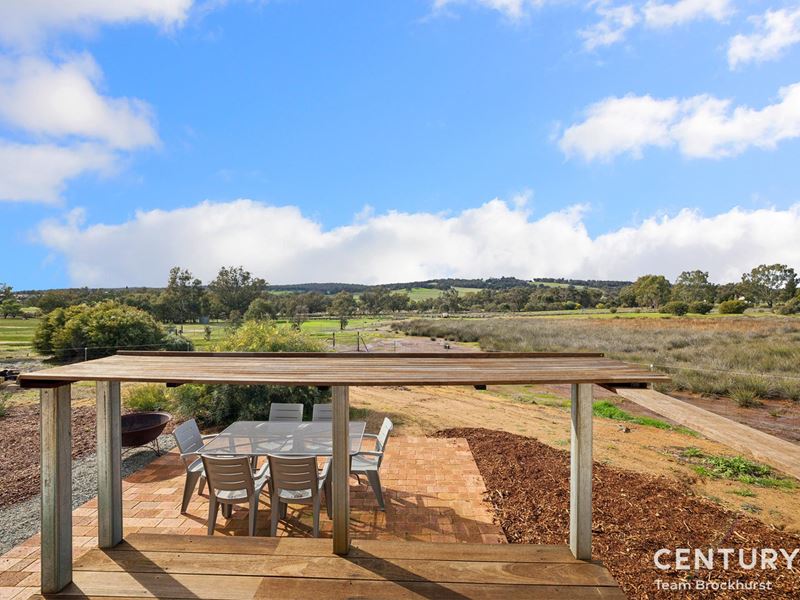 2342 North Bannister-Wandering Road, Wandering
