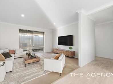 10 Gilroyd Way, Golden Bay WA 6174
