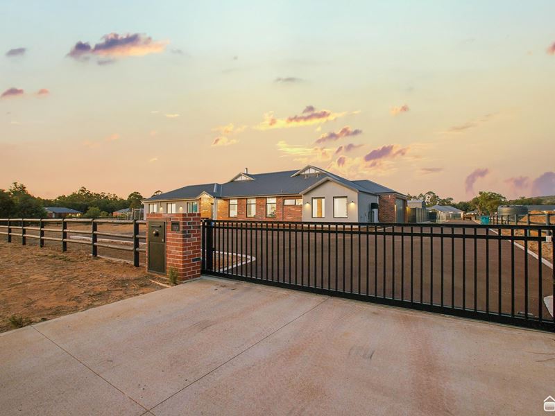 177 Wungong South Road, Darling Downs