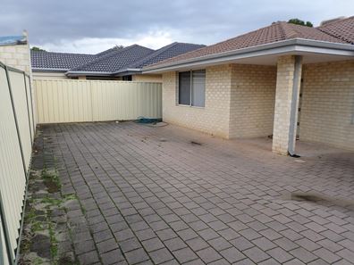 A/10 Crosbie Crescent, Middle Swan WA 6056