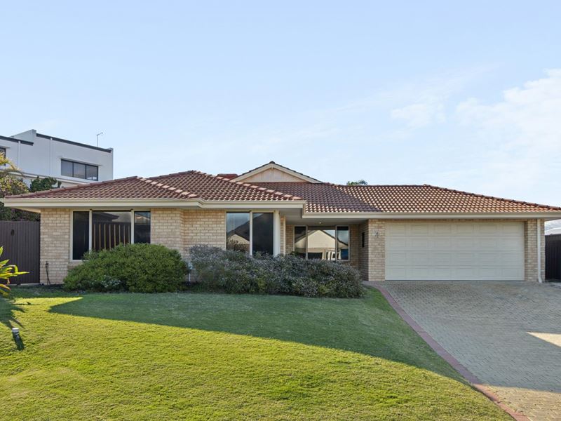 4 Middle Cove, Kallaroo