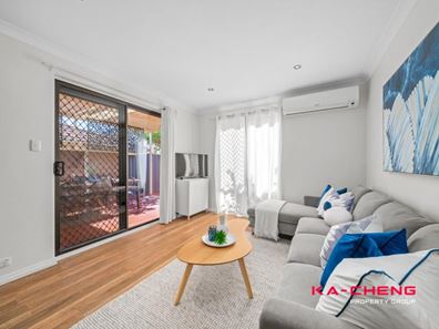 4/22 Hookwood Road, Morley WA 6062