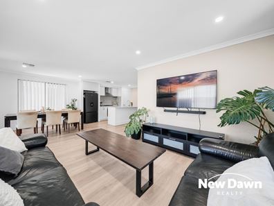 12 Cussington Way, Ellenbrook WA 6069