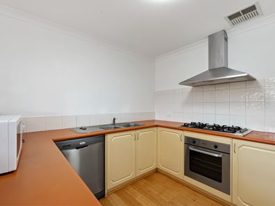 228 Knutsford Avenue, Kewdale WA 6105