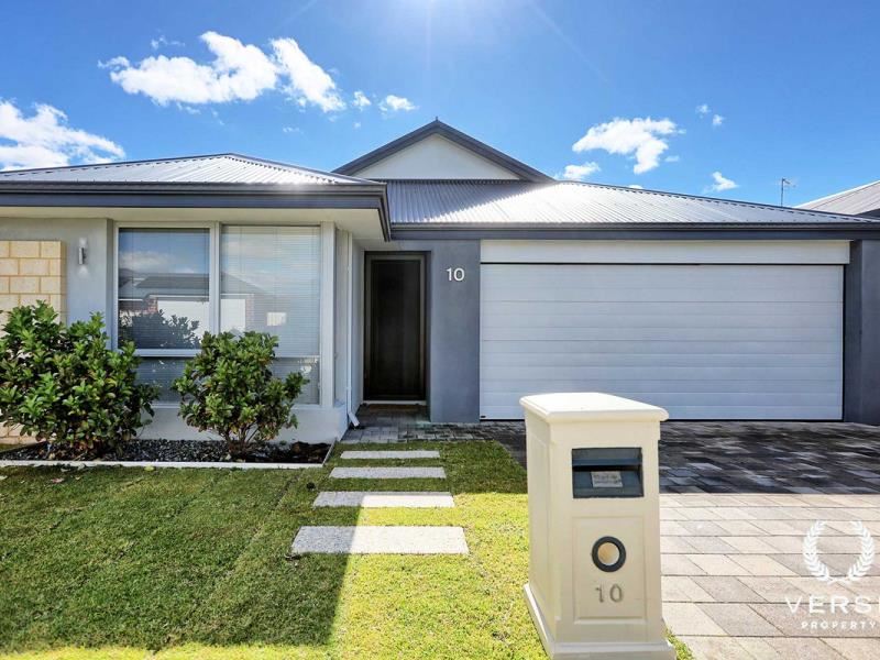 10 Lancaster Loop, Piara Waters WA 6112