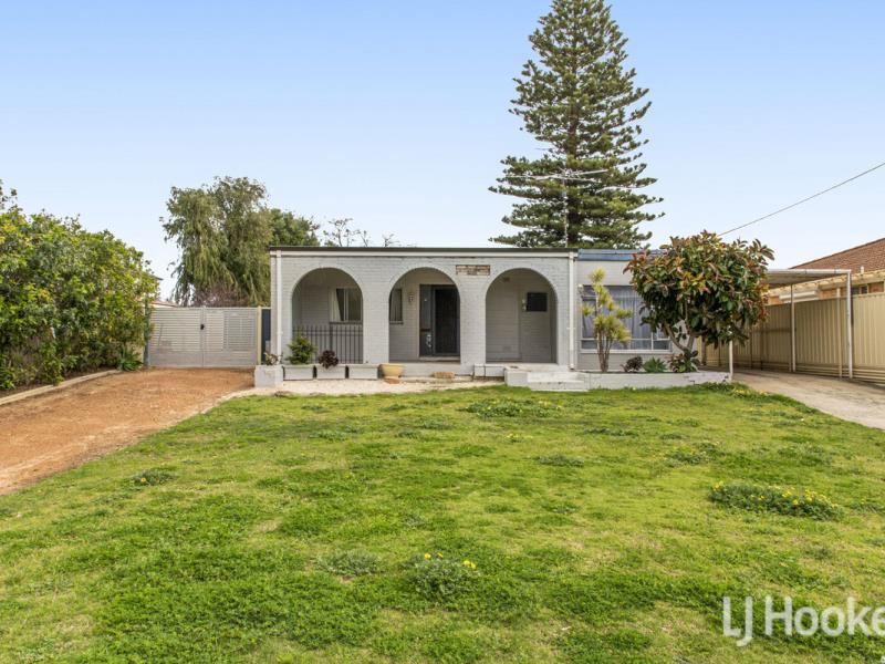 11 Challenger Road, Madora Bay WA 6210