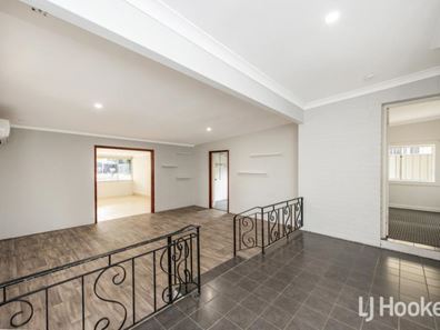 11 Challenger Road, Madora Bay WA 6210