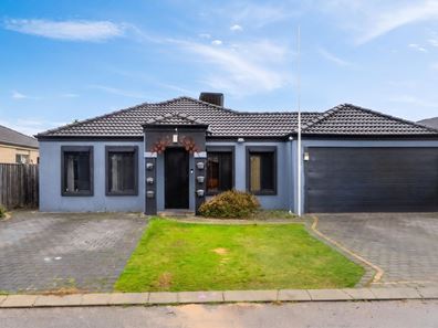 3 Vaucluse Crescent, Ellenbrook WA 6069