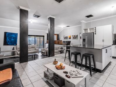 3 Vaucluse Crescent, Ellenbrook WA 6069