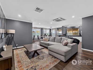 4 Letizia Court, Yangebup WA 6164