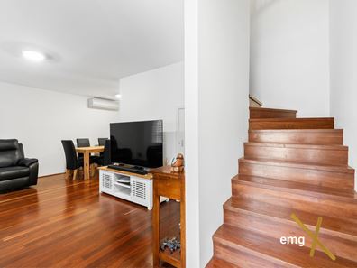 2/126 Hensman Street, South Perth WA 6151