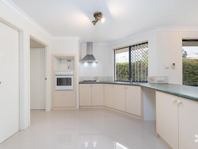 82 Dean Road, Jandakot WA 6164