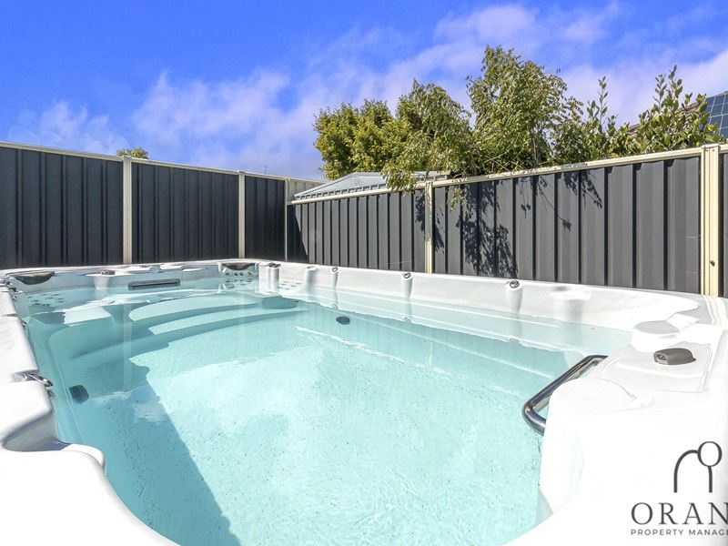 11 Woorabinda Rise, Lakelands
