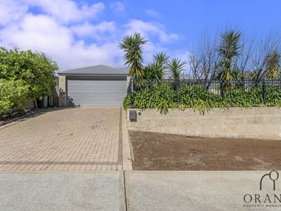 11 Woorabinda Rise, Lakelands WA 6180