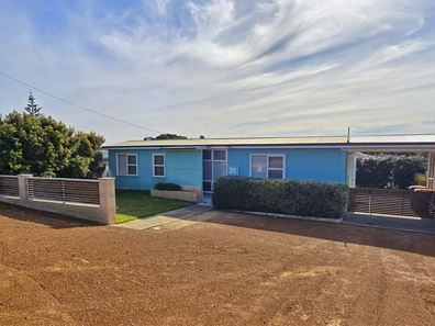 31 Reynolds Street, Hopetoun WA 6348