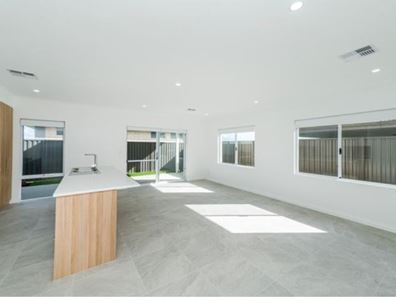 23 Kingfisher Road, Eglinton WA 6034