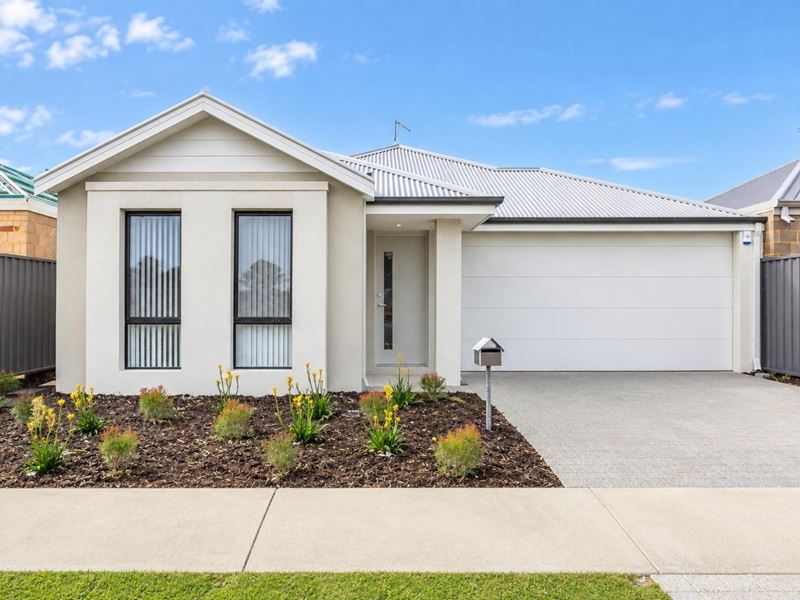 10 Hurston Street, Forrestdale WA 6112