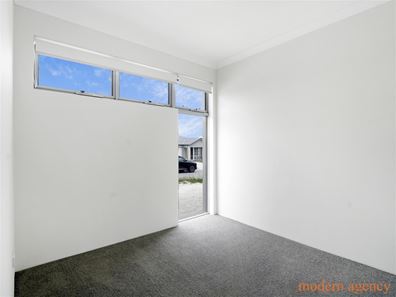 10 Nanarup Street, Two Rocks WA 6037