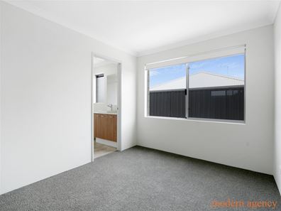 10 Nanarup Street, Two Rocks WA 6037