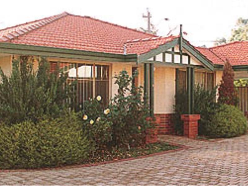 4/224 Hale Road, Forrestfield