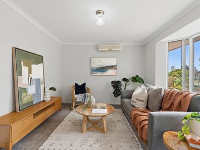1 Belrose Crescent, Waikiki WA 6169