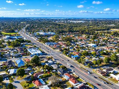 17 Anderson Way, Thornlie WA 6108