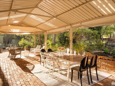 41 Eugene Place, Karragullen WA 6111