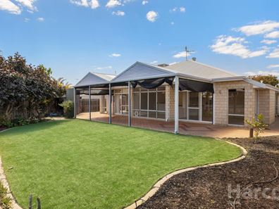 16 Carnarvon Way, Erskine WA 6210