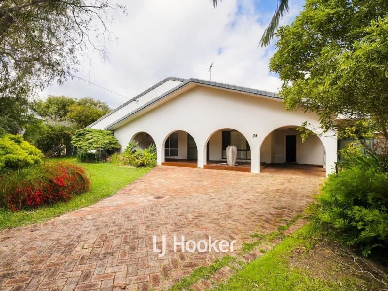 25 Maryllia Road, Broadwater