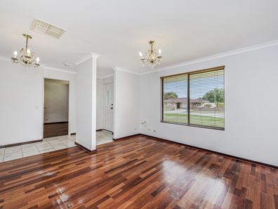 10 Yarra Close, Cooloongup WA 6168