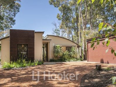 16 Bird Wood Lane, Cowaramup WA 6284
