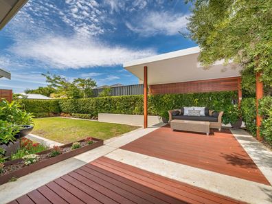 447 Burns Beach Road, Iluka WA 6028