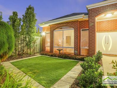 8 Samsun Way, Mindarie WA 6030