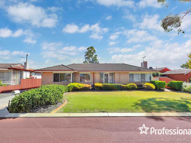 297 Spencer Road, Thornlie WA 6108