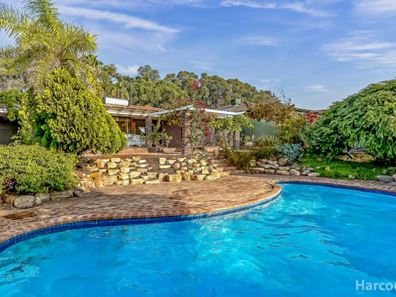 10 Leeway Drive, Ocean Reef WA 6027